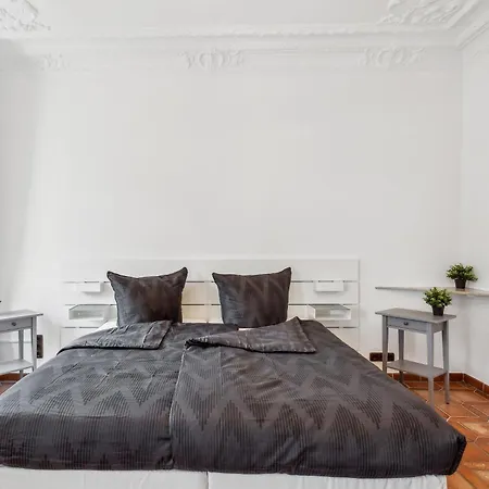 Wunderschoenes 4 Altbau Mit Terrasse Und Patio Wuppertal
