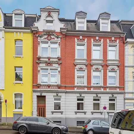 Wunderschoenes 4 Altbau Mit Terrasse Und Patio Apartmán Wuppertal